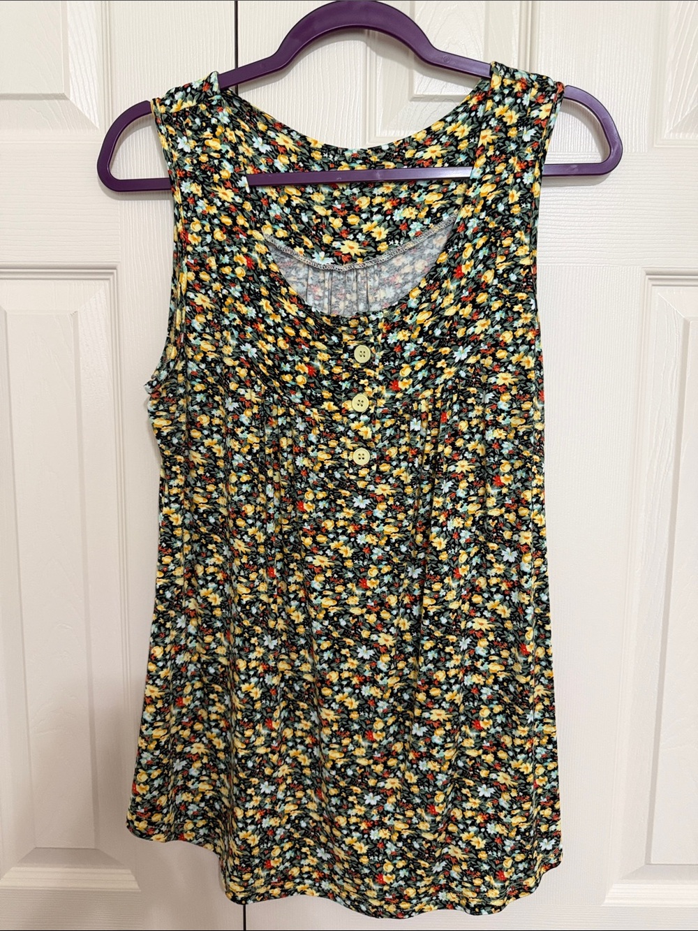 Sleeveless Floral Button-Front Tank Top - Yellow Multi